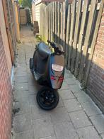 150cc typhoon met papieren, Fietsen en Brommers, Scooters | Piaggio, Ophalen of Verzenden, Zo goed als nieuw, Tweetakt, Overige modellen