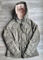 District Windjack Mt 44 - ZGAN!, Ophalen, Maat 42/44 (L), Zo goed als nieuw, District