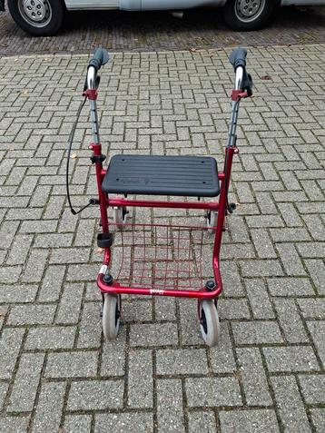 Inklapbare rollator  beschikbaar voor biedingen