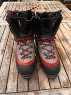 Bergschoenen maat 43 type D sch.  stijgijzer crampon gesch ., Sport en Fitness, Ophalen of Verzenden, Gebruikt, Schoenen