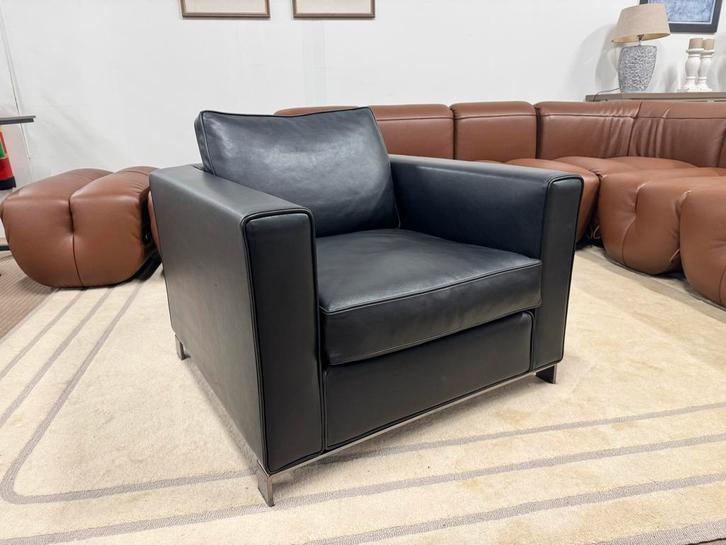 Minotti Fauteuil - Stijlvol Design, Huis en Inrichting, Fauteuils, Zo goed als nieuw, Leer, 75 tot 100 cm, 75 tot 100 cm, Ophalen