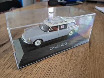 Citroën ID 19 Break Ambulance beschikbaar voor biedingen