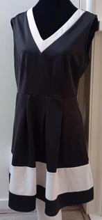 jurk,maat 42/44,Tissaia,zwart,wit,feest,chic,sportief, Kleding | Dames, Zwart, Maat 42/44 (L), Ophalen of Verzenden, Zo goed als nieuw