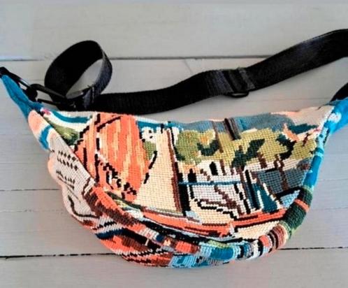 Crossbodybag van oud borduurwerk/Brocante Het Kroontje, Sieraden, Tassen en Uiterlijk, Tassen | Schoudertassen, Nieuw, Bruin, Ophalen of Verzenden