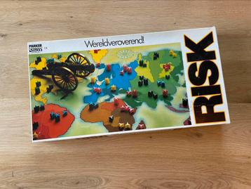 Risk witte doos - compleet beschikbaar voor biedingen
