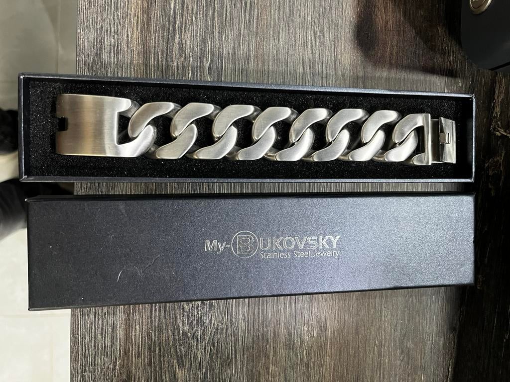 Mooi armband, Ophalen of Verzenden, Zilver, Overige materialen
