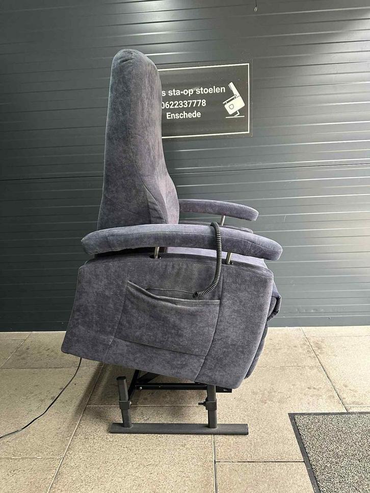 Sta op stoel merk fitform, Huis en Inrichting, Fauteuils, Zo goed als nieuw, Ophalen