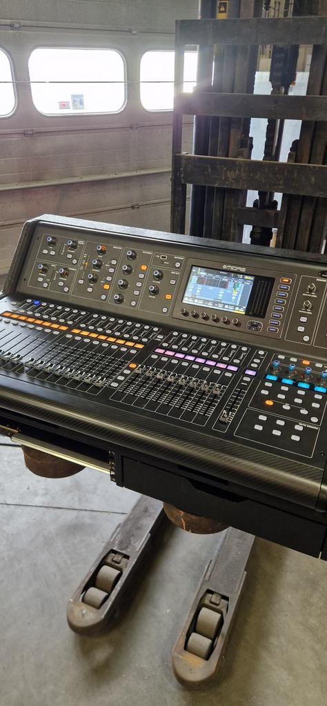 Midas M32 live incl. Case, Muziek en Instrumenten, Mengpanelen, Zo goed als nieuw, 20 kanalen of meer, Microfooningang, Ophalen