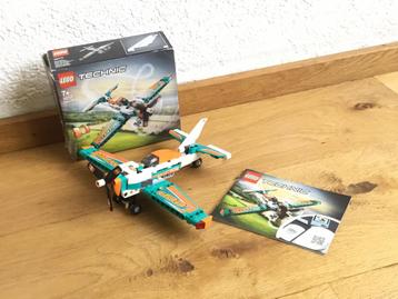 Lego technic Race plane 42117 beschikbaar voor biedingen