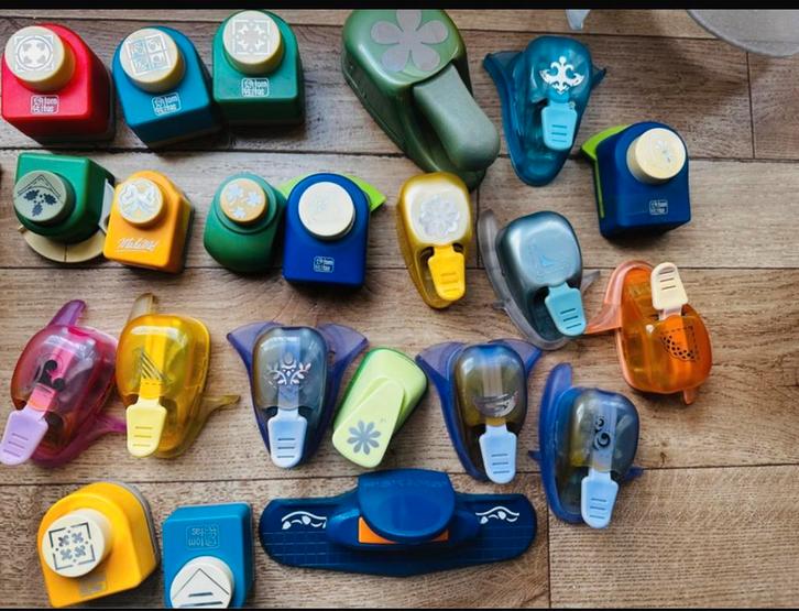 Figuurpons 60 stuks, Hobby en Vrije tijd, Kaarten | Zelf maken, Zo goed als nieuw, Ophalen of Verzenden