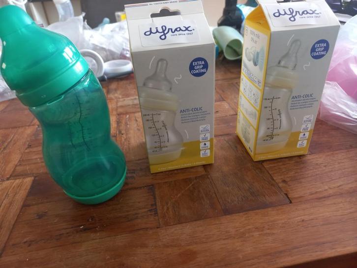 2 nieuwe Difrax S-flessen en 1 zgan, Kinderen en Baby's, Babyvoeding en Toebehoren, Zo goed als nieuw, Overige typen, Ophalen