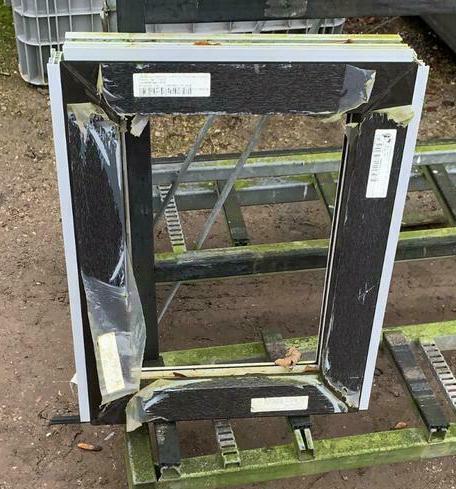 (90) Nieuw kunststof vast raamkozijn zonder glas, Ophalen, Kunststof, Minder dan 75 cm, Raamkozijn