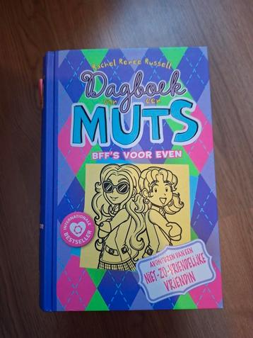 Rachel Renée Russell - BFF's voor even beschikbaar voor biedingen