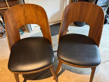 2x Dutchbone Talika eetkamerstoelen beschikbaar voor biedingen