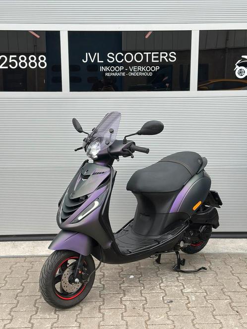 Piaggio zip 50cc 3v 4t 2019 Brom, Fietsen en Brommers, Scooters | Piaggio, Zo goed als nieuw, Zip, Maximaal 45 km/u, Benzine, Ophalen