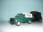 SIKU  LANDROVER DEFENDER 110 MET PAARDE TRAILER, Hobby en Vrije tijd, Modelauto's | 1:32, Verzenden, Gebruikt, Auto, Overige merken