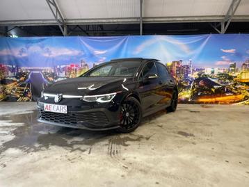 Volkswagen Golf 2.0 TSI Dsg7 2023 Zwart Akra Pano H&K Headup beschikbaar voor biedingen