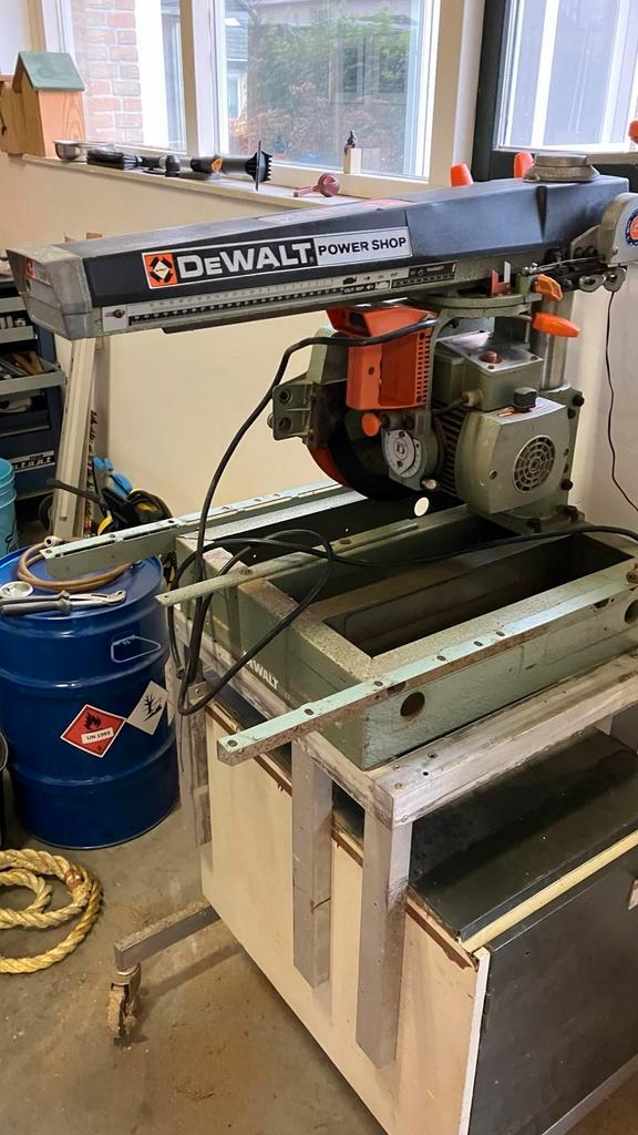 DeWalt Radiaalzaag - Goede Staat!, Doe-het-zelf en Verbouw, Gereedschap | Zaagmachines, Gebruikt, Overige typen, 600 tot 1200 watt