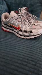 Nike P6000 sneaker 38 38.5 zilver rood zwart, Kleding | Dames, Ophalen of Verzenden, Gedragen, Rood, Sneakers of Gympen