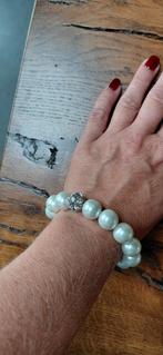 Parelmoer kralenarmband met strass, Wit, Kunststof of Plastic, Ophalen of Verzenden, Zo goed als nieuw