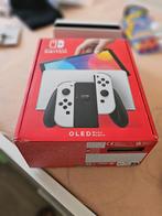 Nintendo switch oled kijk de beschrijving moet nu echt weg, Ophalen, 1 speler, Zo goed als nieuw, Vanaf 3 jaar