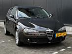 Alfa Romeo 147 2.0 T.Spark Distinctive 5-DEURS LEDER/CRUISE, Voorwielaandrijving, Gebruikt, Zwart, 150 pk