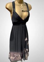 vlinders Jurk Karen Millen maat 12/40 maar valt stukken klei, Karen Millen, Zwart, Ophalen of Verzenden, Zo goed als nieuw