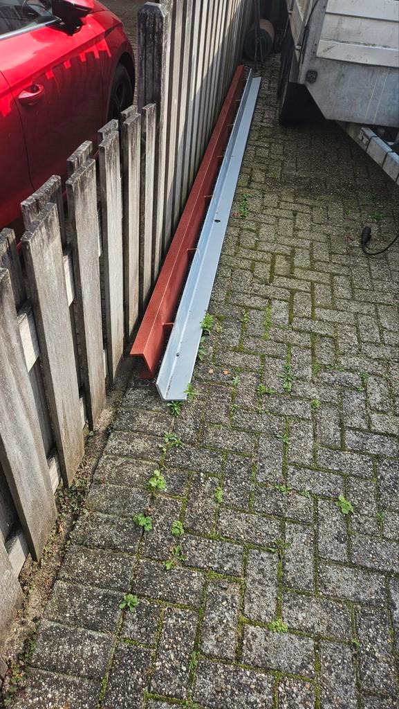 Stalen latei - 420 cm lang, Doe-het-zelf en Verbouw, Metalen, Nieuw, IJzer, Ophalen of Verzenden