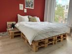 8 pallets: mooi pallet bed, Huis en Inrichting, Ophalen, Bruin, Tweepersoons, Zo goed als nieuw
