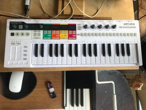 ARTURIA KEYSTEP PRO * zgan *, Muziek en Instrumenten, Midi-apparatuur, Zo goed als nieuw, Ophalen of Verzenden
