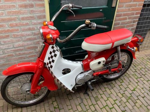 Honda c50 of c70 het oude type, Fietsen en Brommers, Brommers | Oldtimers, Yamaha, Maximaal 45 km/u, Ophalen