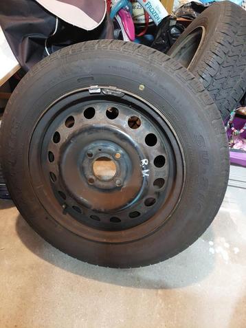 Autoband met stalen velg (per stuk) beschikbaar voor biedingen