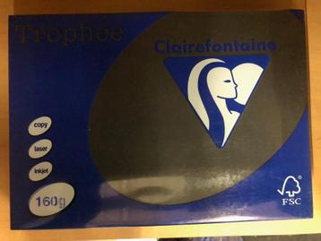 Zwart papier 160 grams beschikbaar voor biedingen