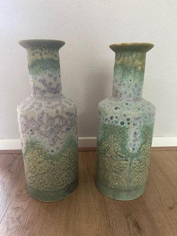 2x HK Living Vintage Vazen – 40 cm Hoog – Uniek Design beschikbaar voor biedingen