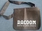 Te koop: Schoudertas Racoon " Before you leave", Ophalen of Verzenden, Zo goed als nieuw, Gebruiksvoorwerp