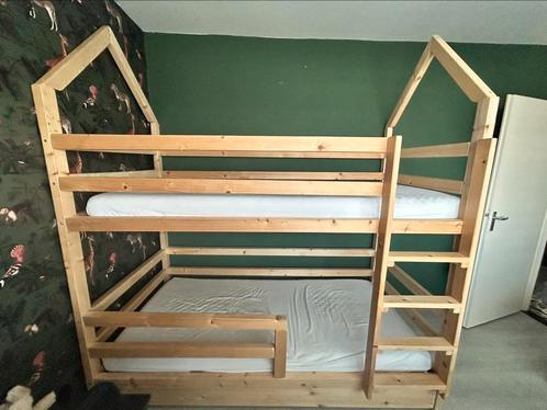 Stapelbed incl matrassen, Kinderen en Baby's, Kinderkamer | Stapelbedden en Hoogslapers, Zo goed als nieuw, Stapelbed, Ophalen of Verzenden