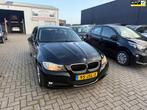 BMW 3-serie Touring 318i Business Line, Achterwielaandrijving, Zwart, Origineel Nederlands, Handgeschakeld
