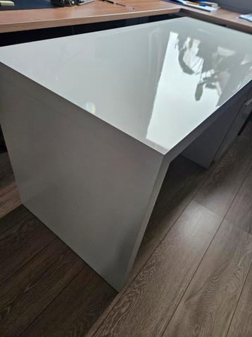 Ikea Malm Bureau - afbeelding 2