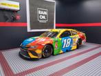 1/24 #18 Kyle Busch M&M's 2019, Hobby en Vrije tijd, Modelauto's | 1:24, Ophalen of Verzenden, Zo goed als nieuw, Auto, Overige merken
