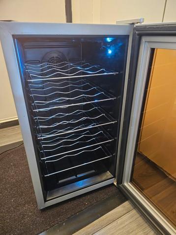 Elektrische Koelkast - Wijnkoelkast - Semi conductor koeling beschikbaar voor biedingen