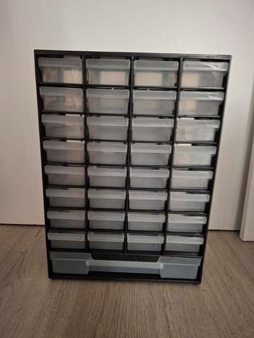 2x opbergsysteem parkside. 1x 33 lades en 1x 17 lades beschikbaar voor biedingen