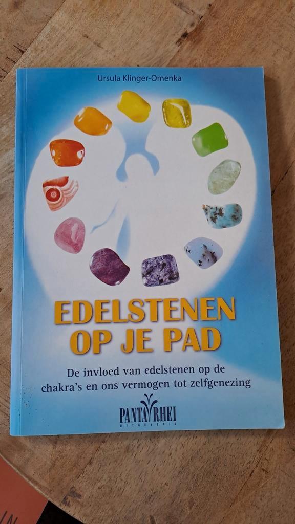 U. Klinger-Omenka - Edelstenen op je pad, Boeken, Esoterie en Spiritualiteit, Zo goed als nieuw, Achtergrond en Informatie, Spiritualiteit algemeen