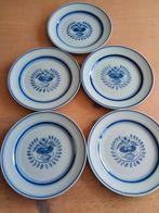 Arabia Finland Blue Rose borden, Huis en Inrichting, Keuken | Servies, Bord(en), Overige stijlen, Porselein, Verzenden