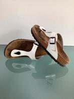 GRATIS VERZENDEN | BIRKENSTOCK Gizeh witte slippers 37, Kleding | Dames, Slippers, Verzenden, Wit, Zo goed als nieuw
