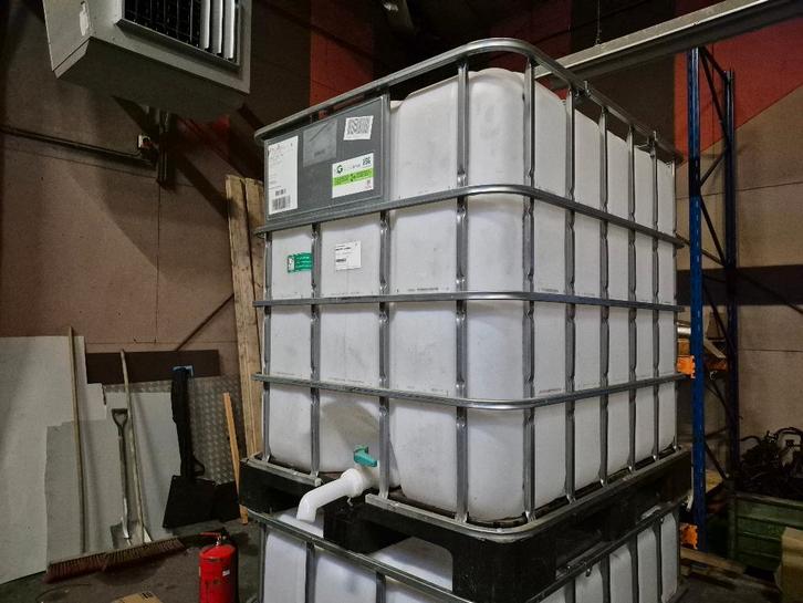 IBC 1000 liter, Tuin en Terras, Regentonnen, Zo goed als nieuw, Kunststof, 150 liter of meer, Ophalen