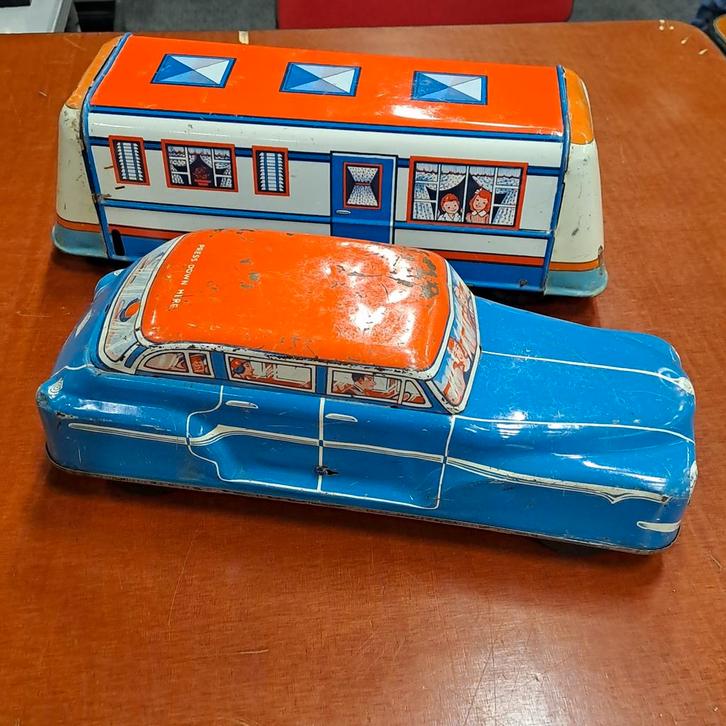 5 blikken caravans - 2 met auto te koop, Antiek en Kunst, Antiek | Speelgoed, Ophalen of Verzenden