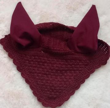 Bordeaux rood oornetje cob beschikbaar voor biedingen