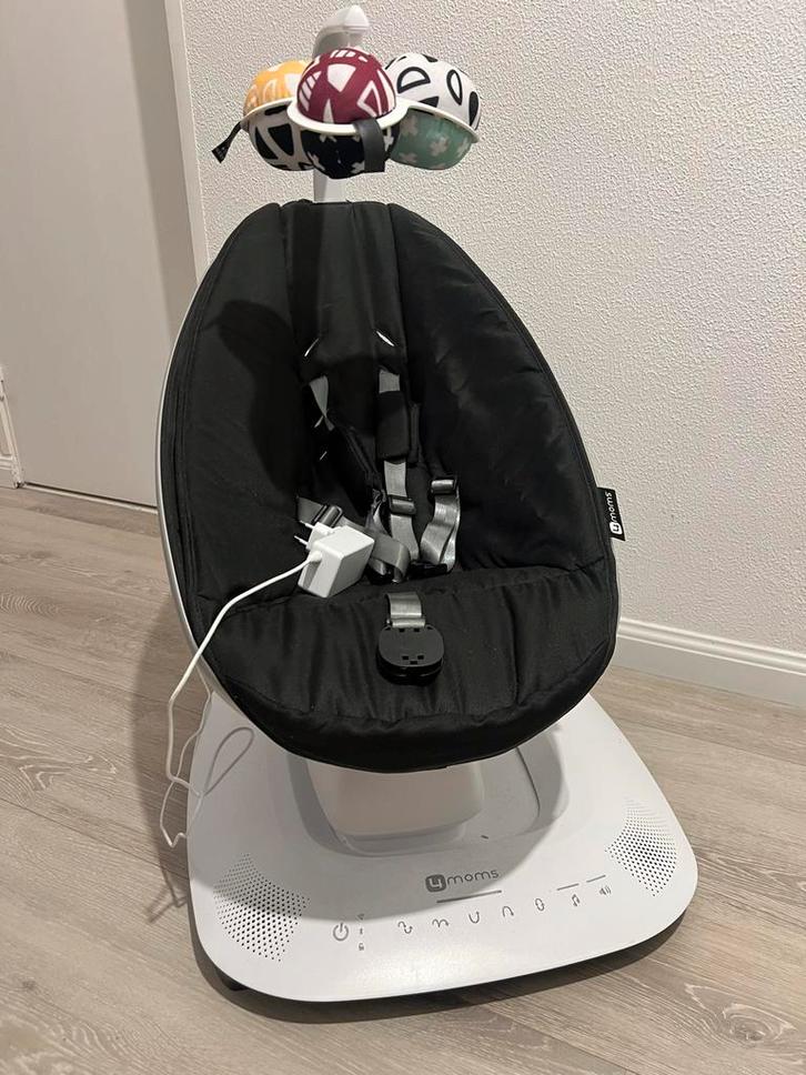 4Moms Mamaroo 5 - Zo goed als nieuw!, Kinderen en Baby's, Wipstoeltjes, Zo goed als nieuw, Schommelstoel, Overige merken, Met gordel(s) of riempje(s)