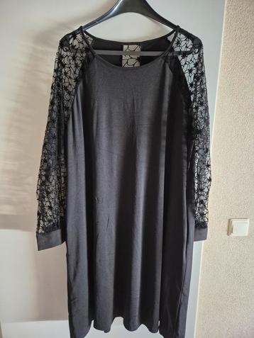 feestjurk 4XL beschikbaar voor biedingen