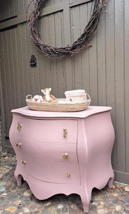 Mooie sfeervolle authentieke Pink Clay commode buikkast, Kinderen en Baby's, Kinderkamer | Commodes en Kasten, Zo goed als nieuw